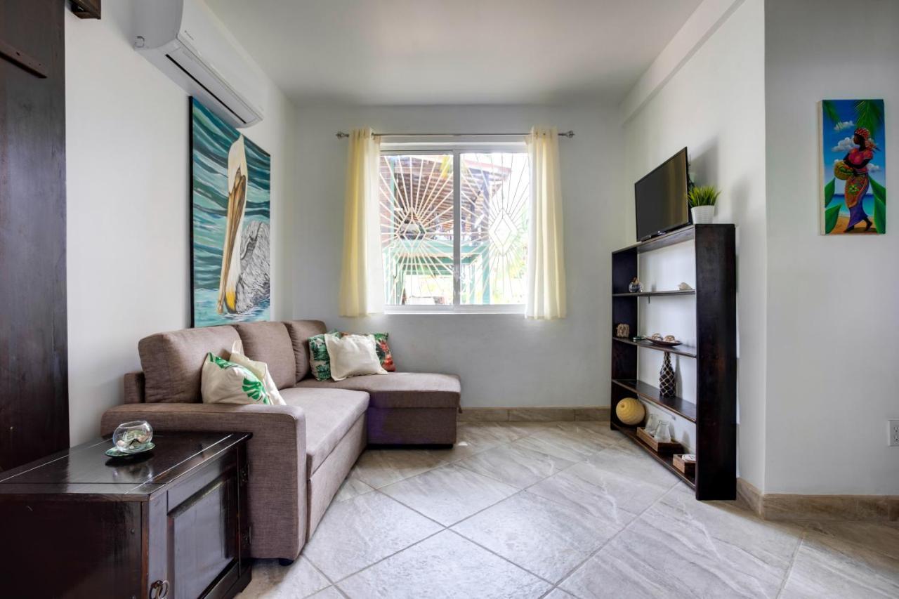 Driftwood Gardens Guesthouse Placencia Εξωτερικό φωτογραφία
